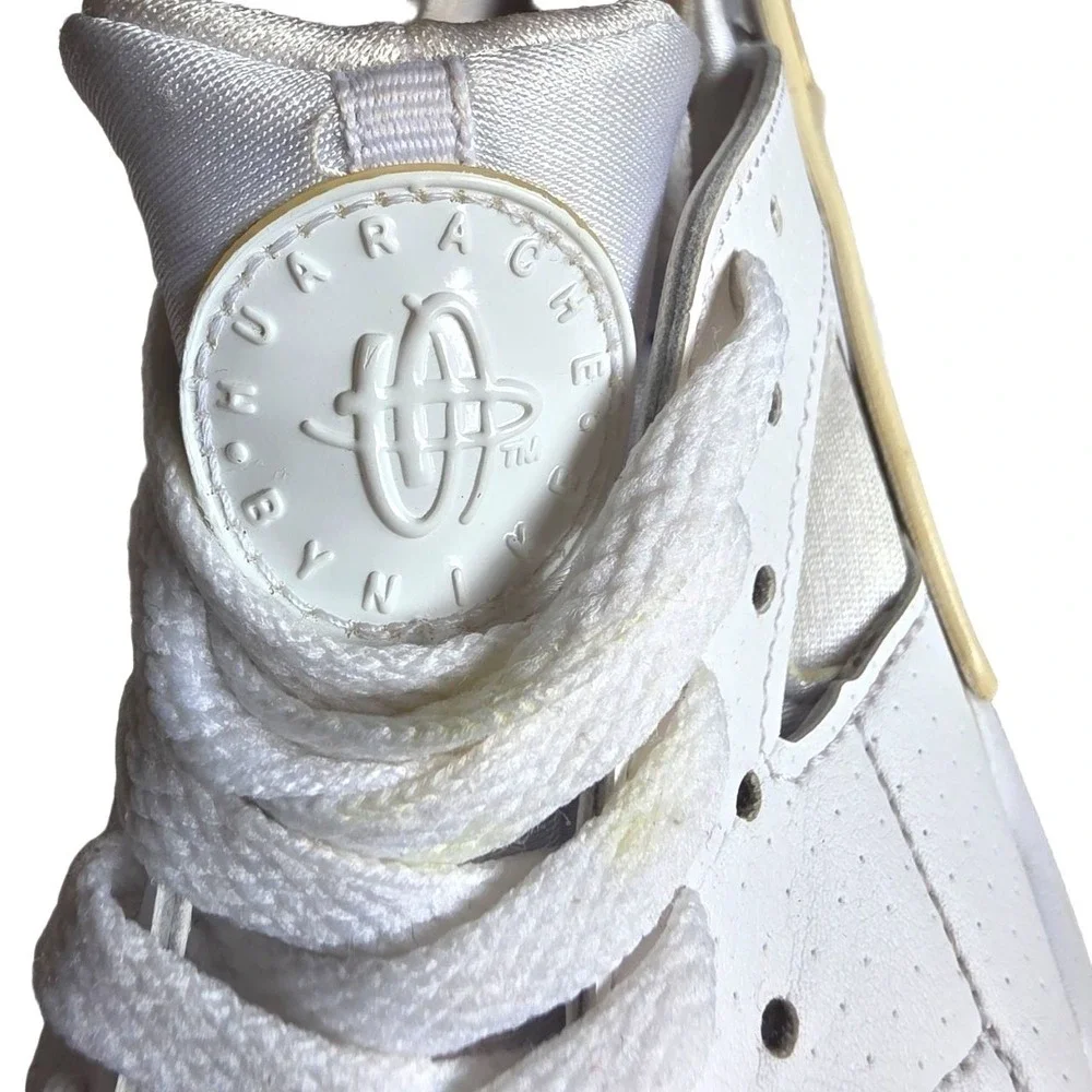 Nike Air Huarache Run GS White Sneakers 654275-110 Size‎ 6.5Y Womens 8